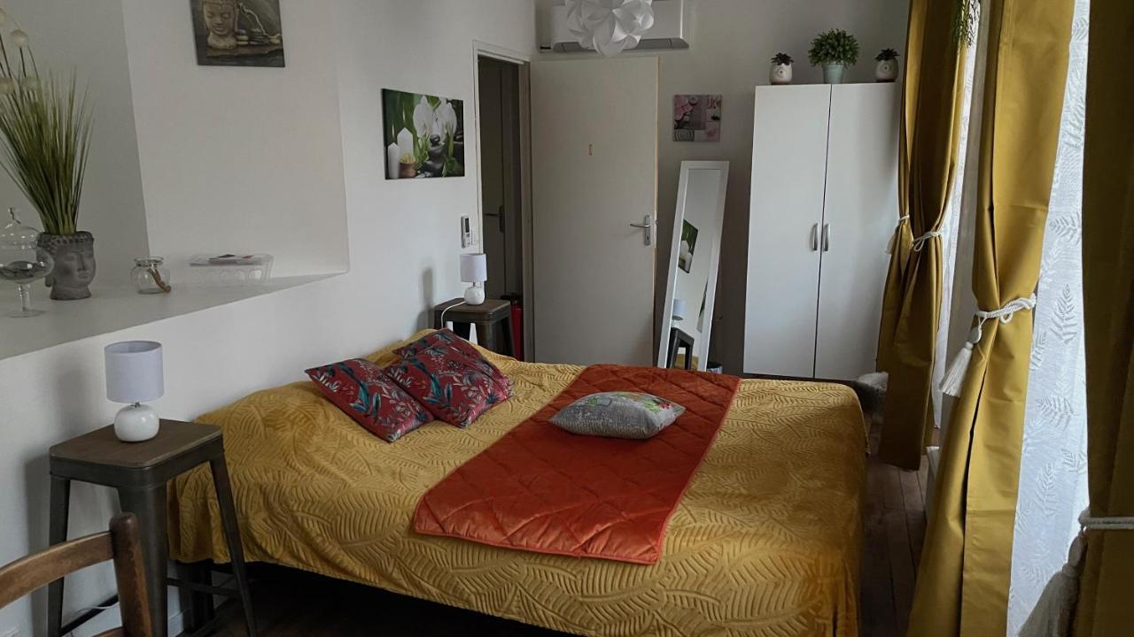 Bed and Breakfast Chez Tifille Естен Екстер'єр фото